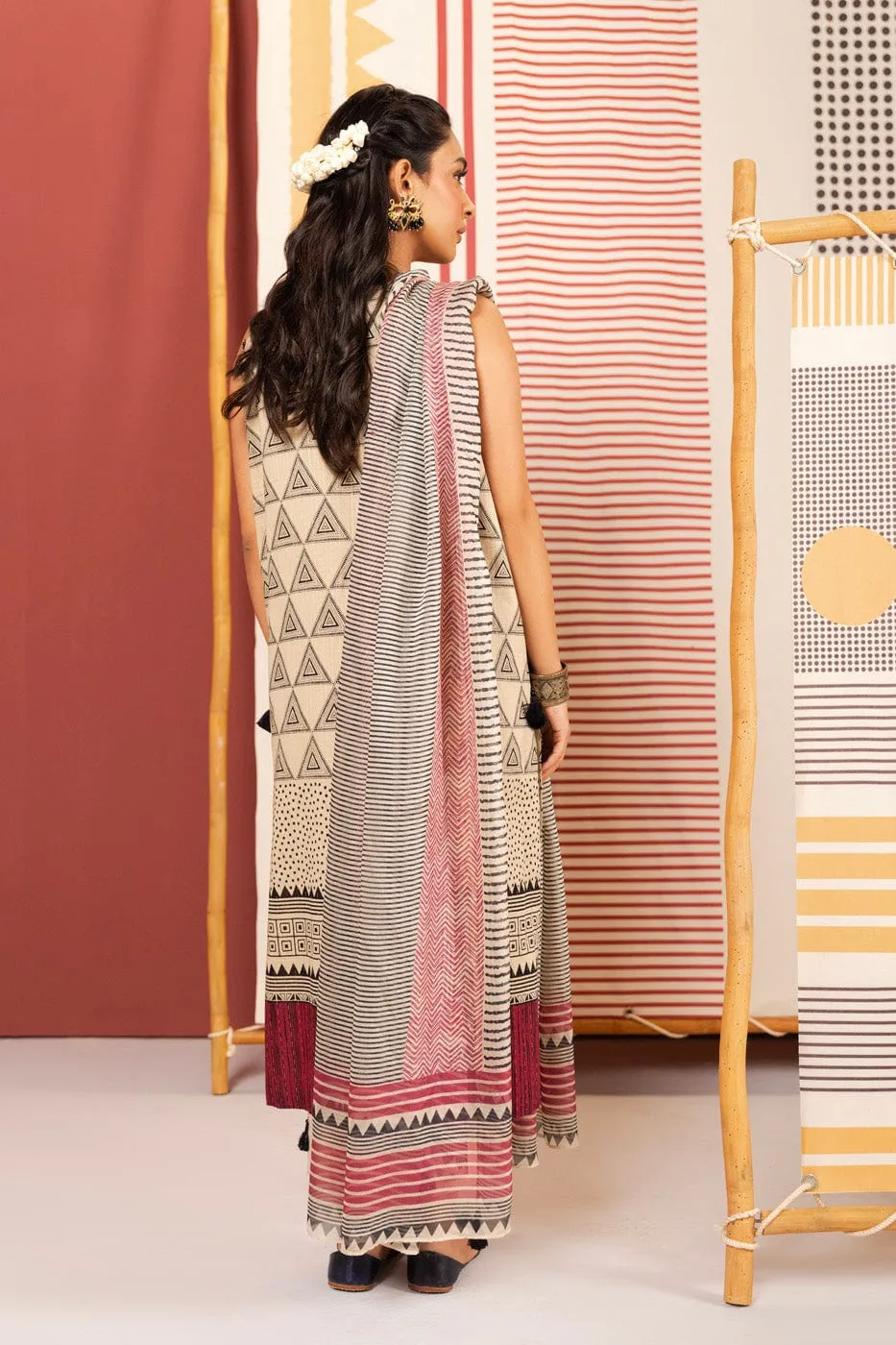 3 Pc Printed Embroidered Dobby Lawn Suit With Printed Dupatta
