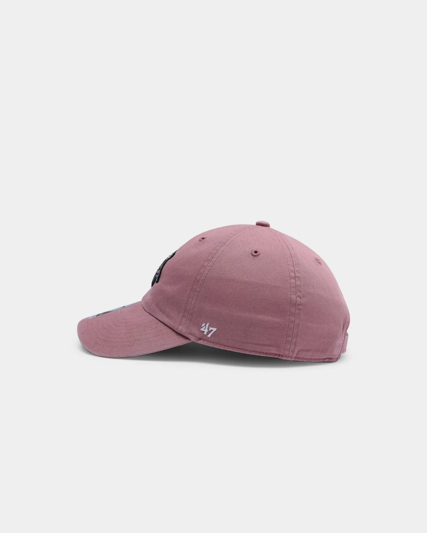 47 Brand Chicago Blackhawks Clean Up Strapback Mauve