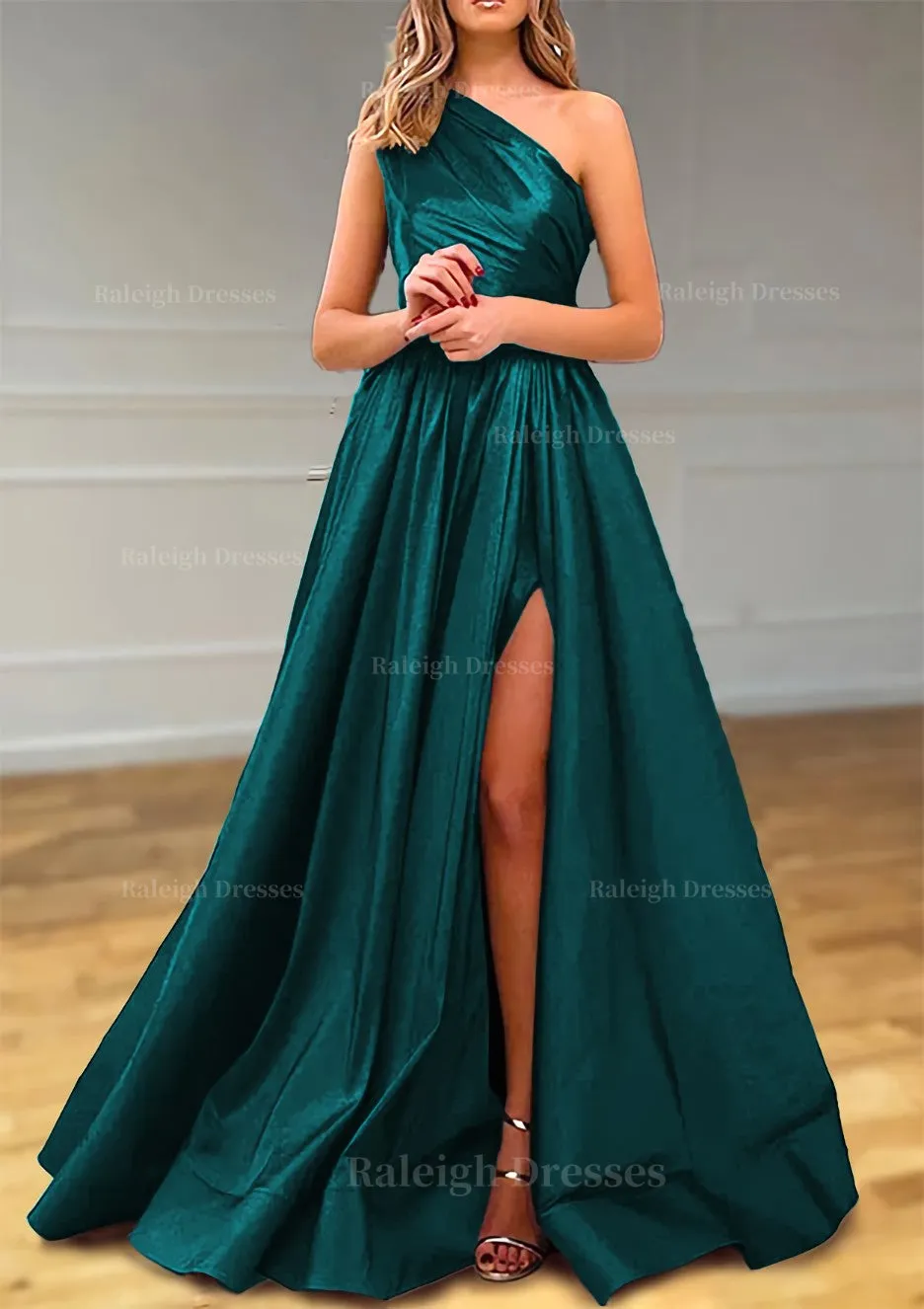 A-line One-Shoulder Satin Prom Dress With Pleated Split