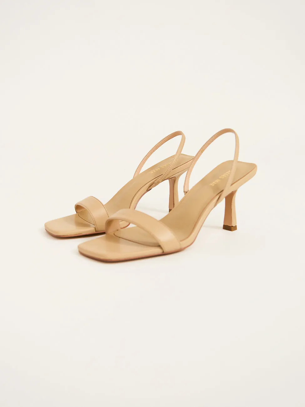 Alias Mae Emerson Heel in Natural