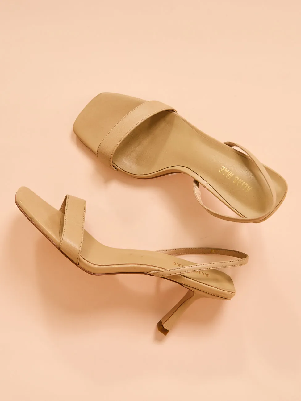 Alias Mae Emerson Heel in Natural