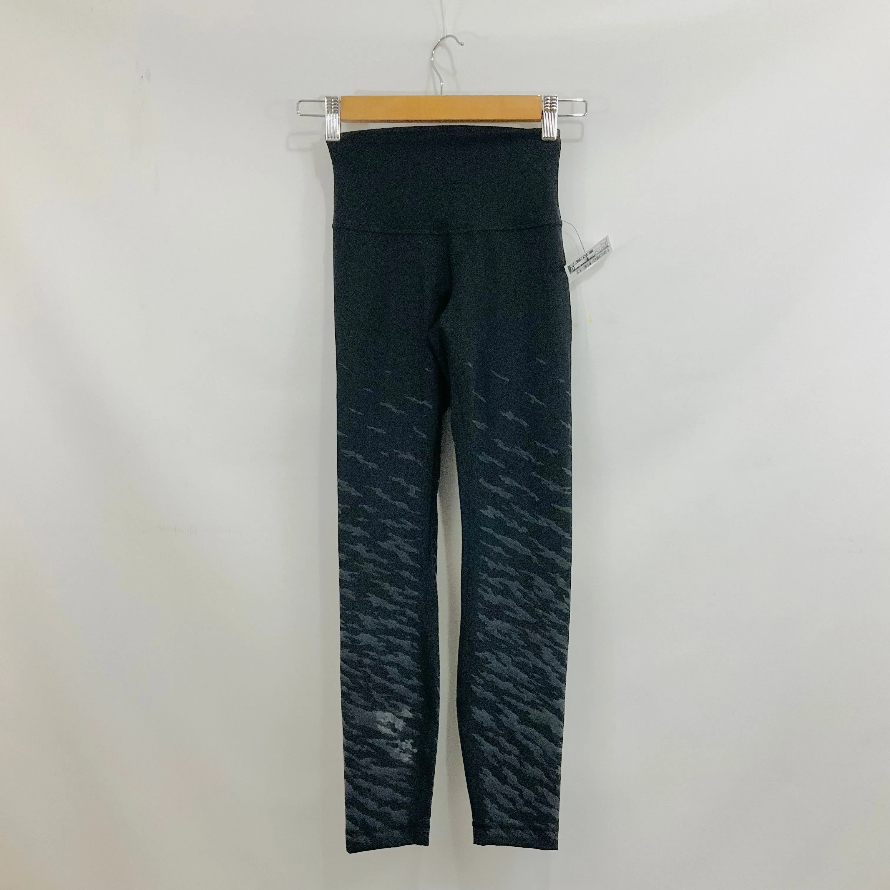 Athletic Leggings By Lululemon In Black & Grey, Size: 2