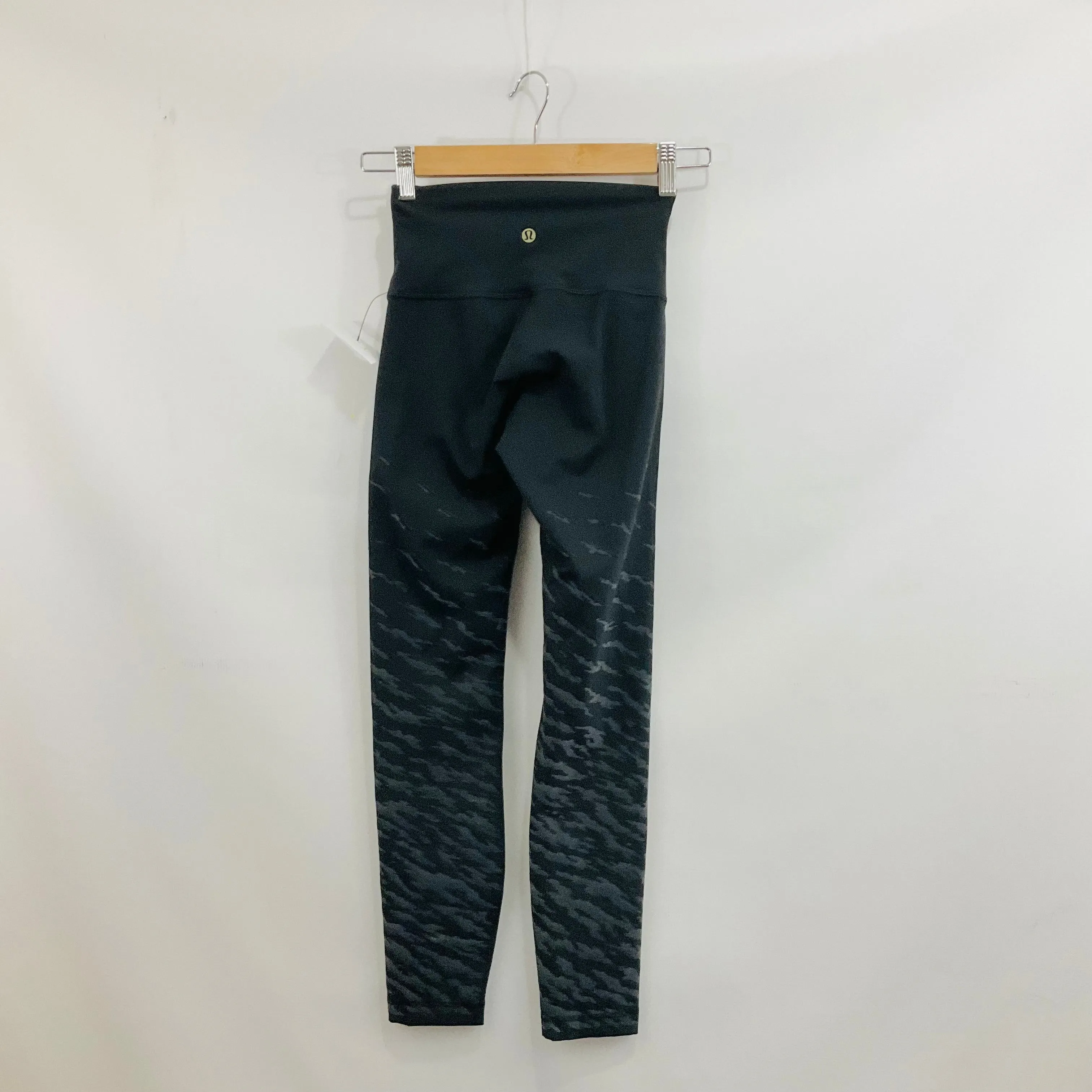 Athletic Leggings By Lululemon In Black & Grey, Size: 2