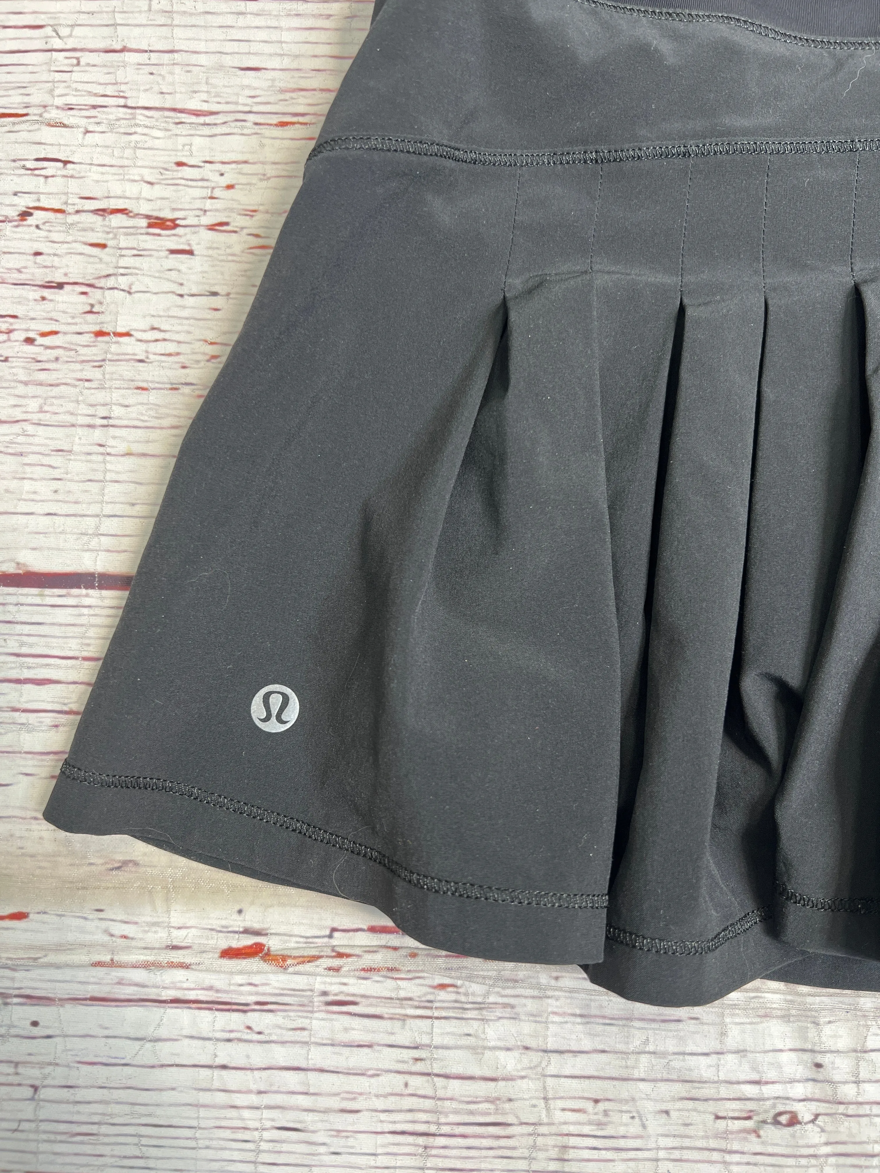 Athletic Skirt Skort By Lululemon  Size: 8
