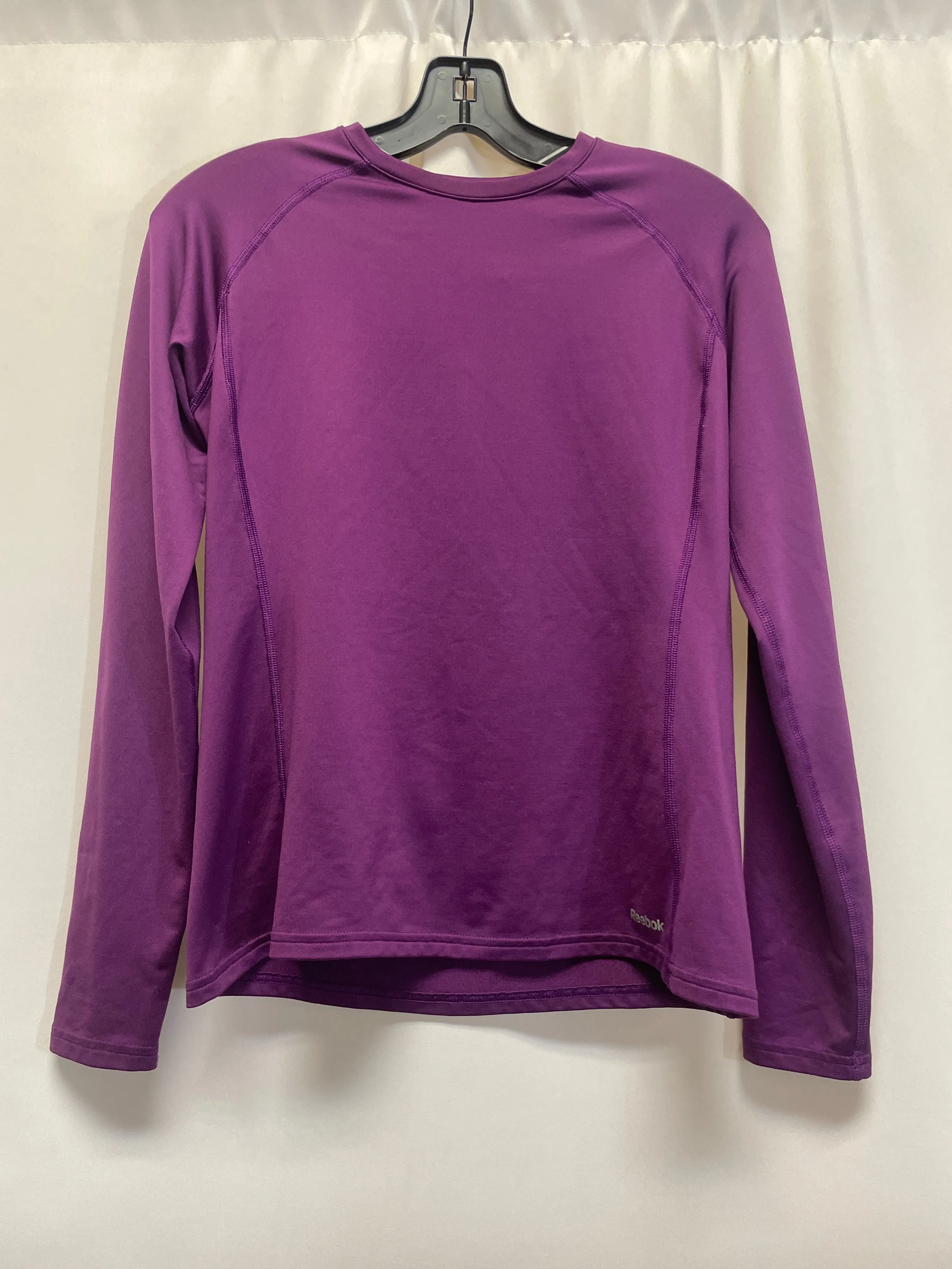 Athletic Top Long Sleeve Crewneck By Reebok In Purple, Size: M