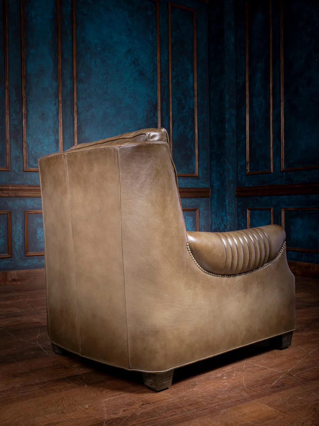 Countryside Leather Accent Chair