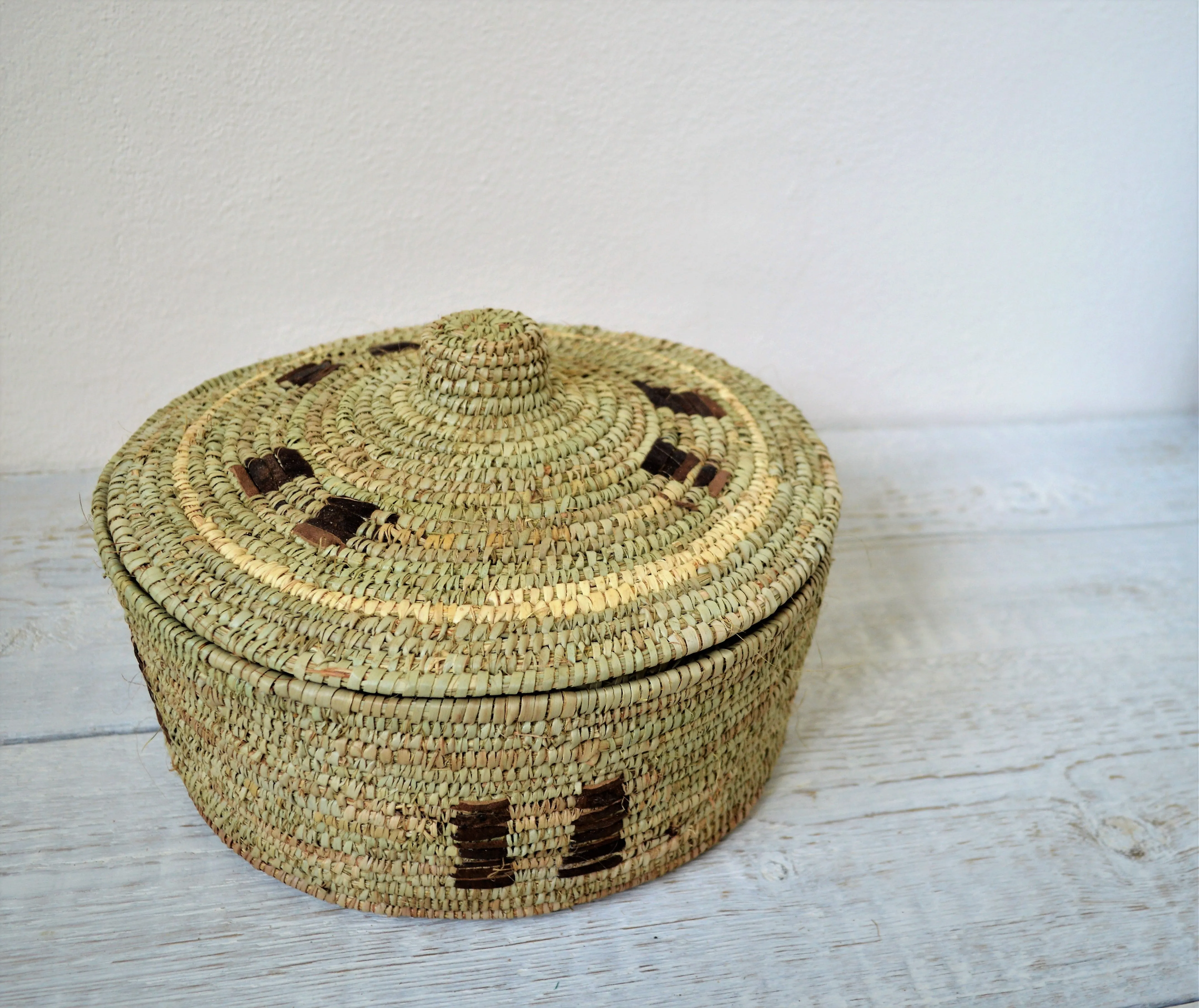 Fine rustic woven African with lid