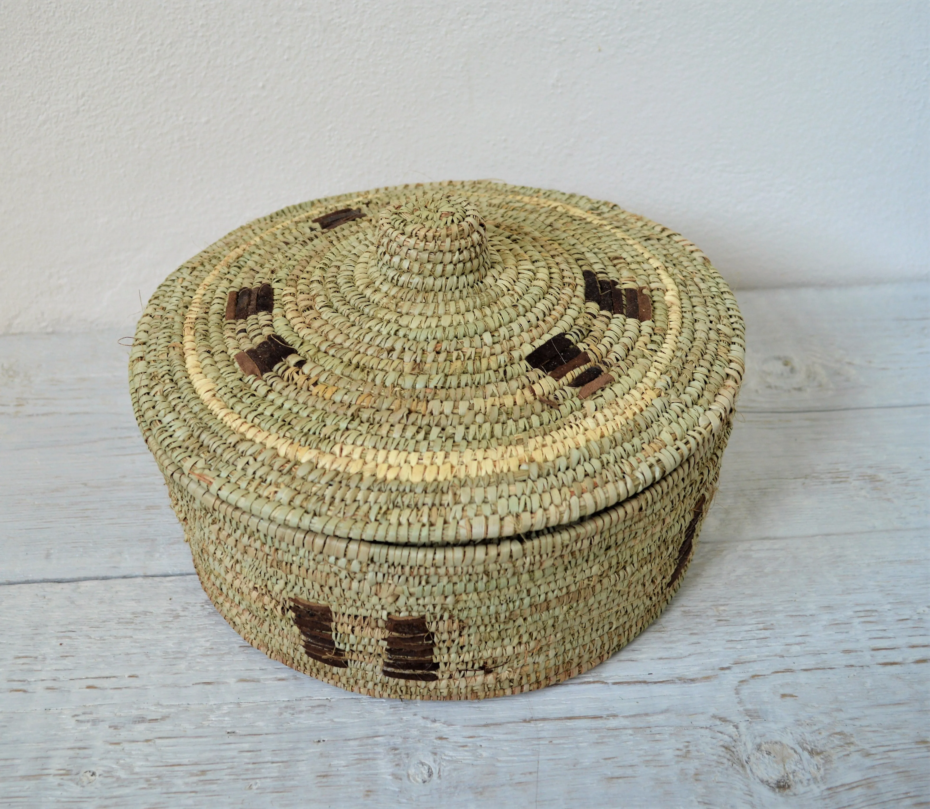 Fine rustic woven African with lid