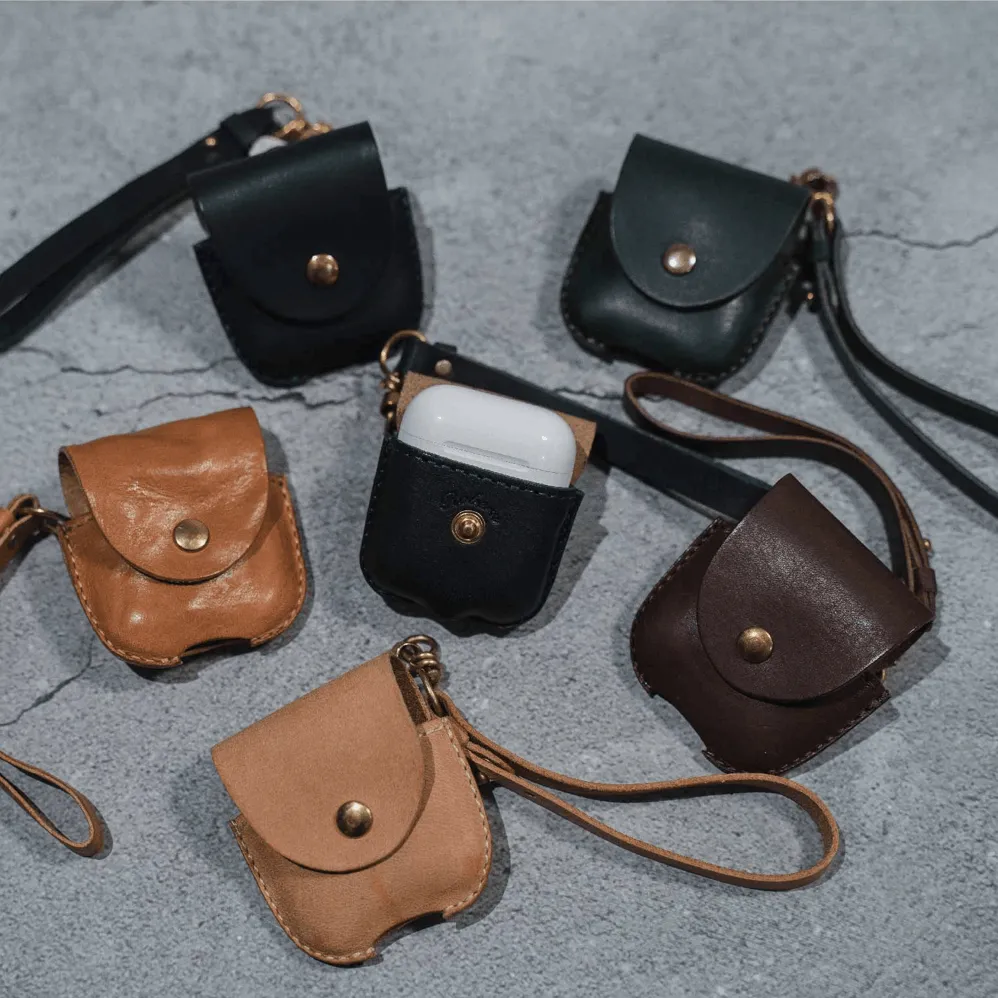 Leather Factory Roberu AirPods Case Washed Caramel