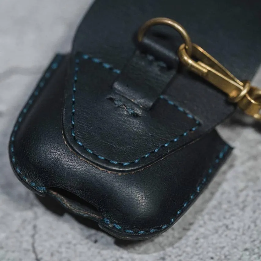Leather Factory Roberu AirPods Case Washed Caramel
