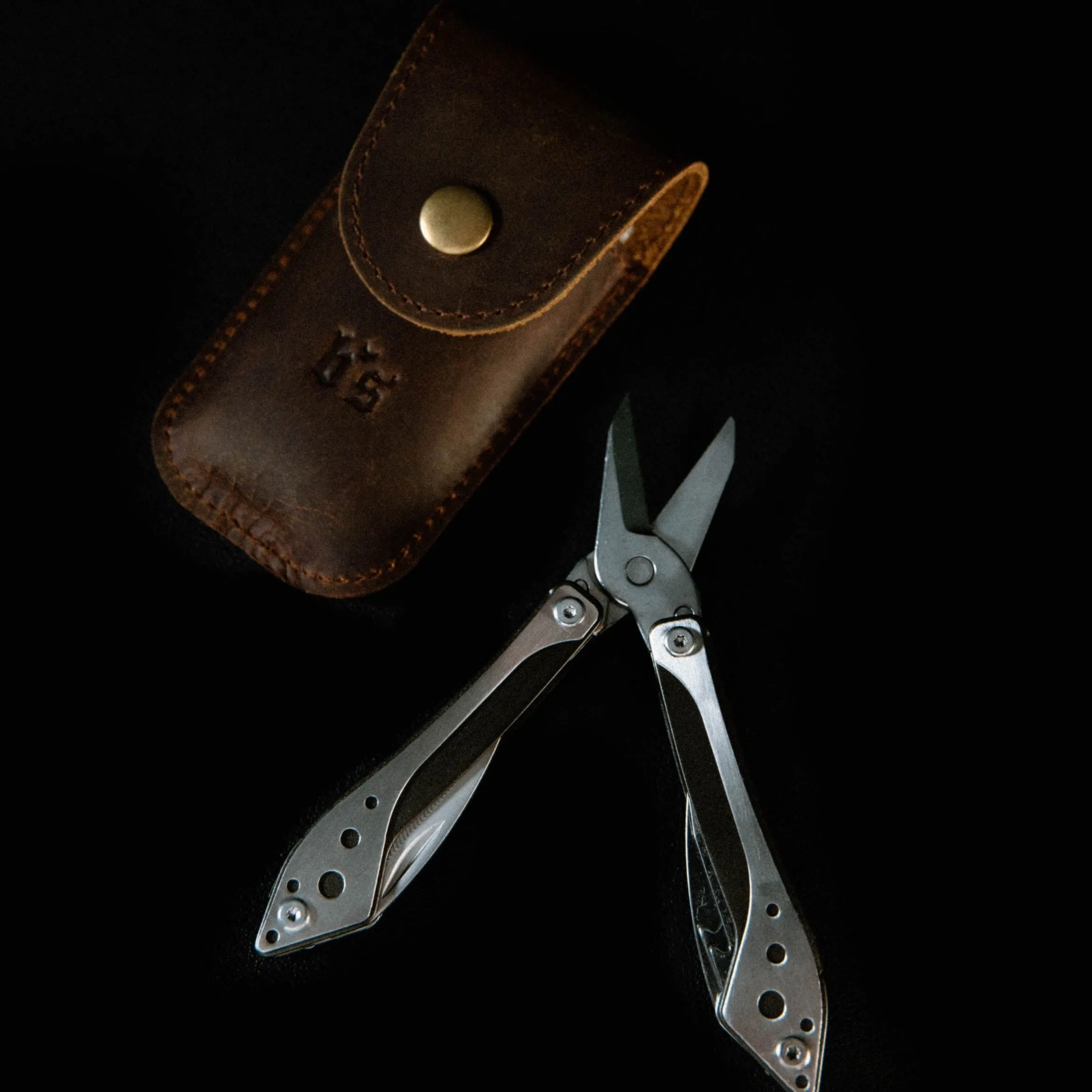 Lighter and Multitool - Society Box