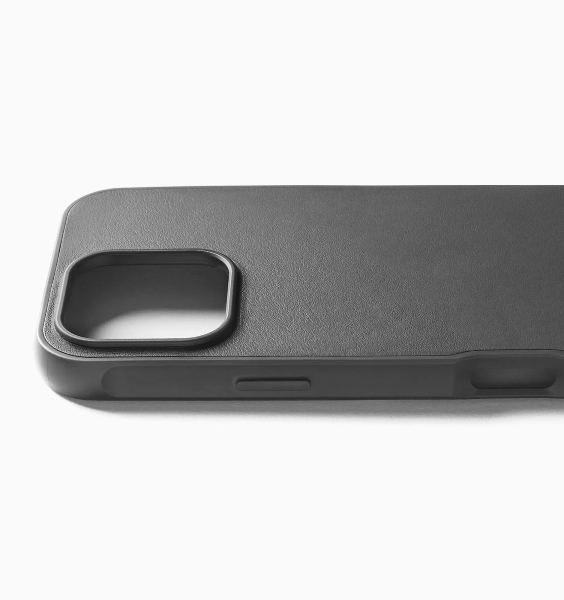 Mujjo Shield Case - iPhone 16 Pro Max