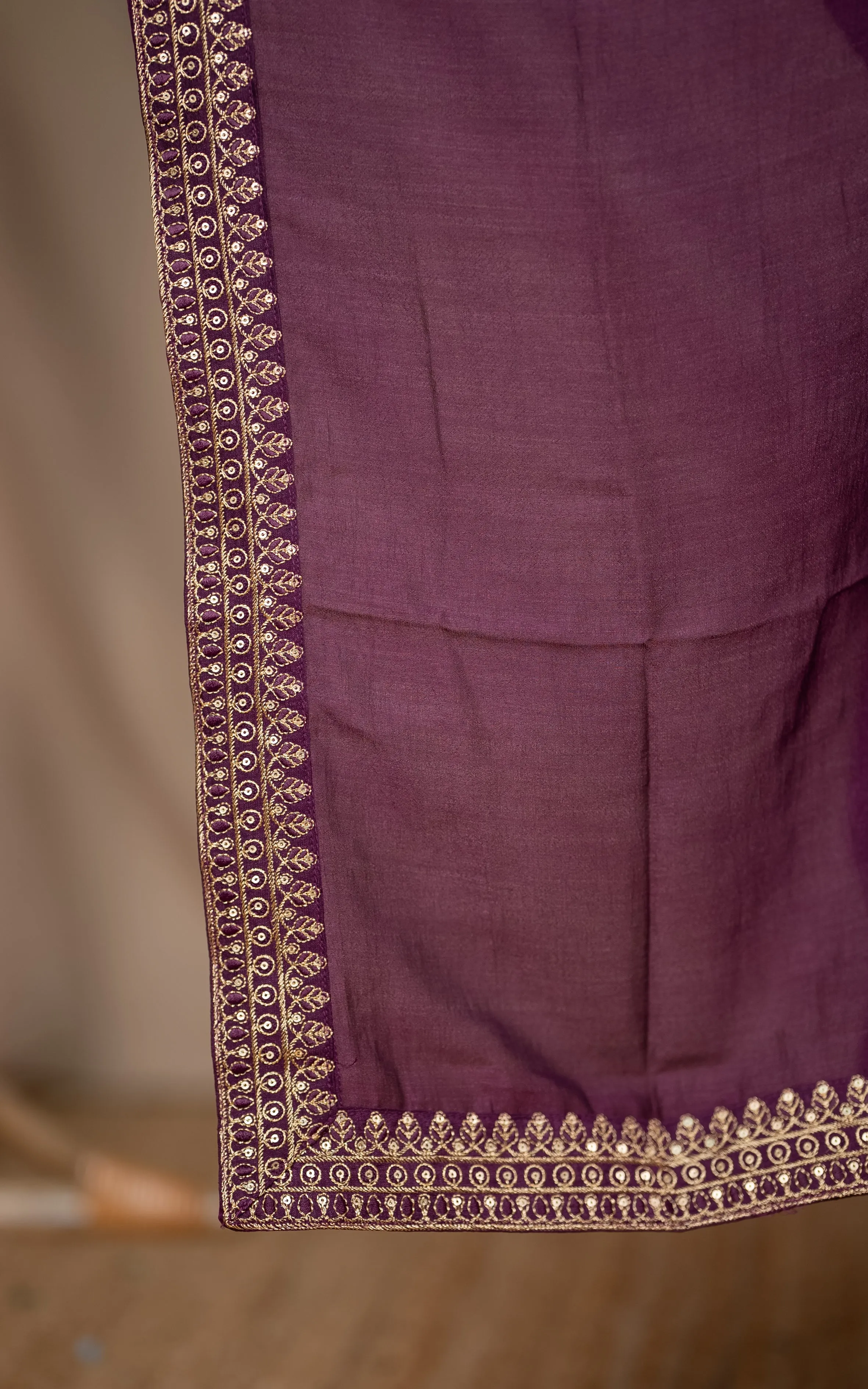 Pradhiksha Plum (Kurti Pant Dupatta)