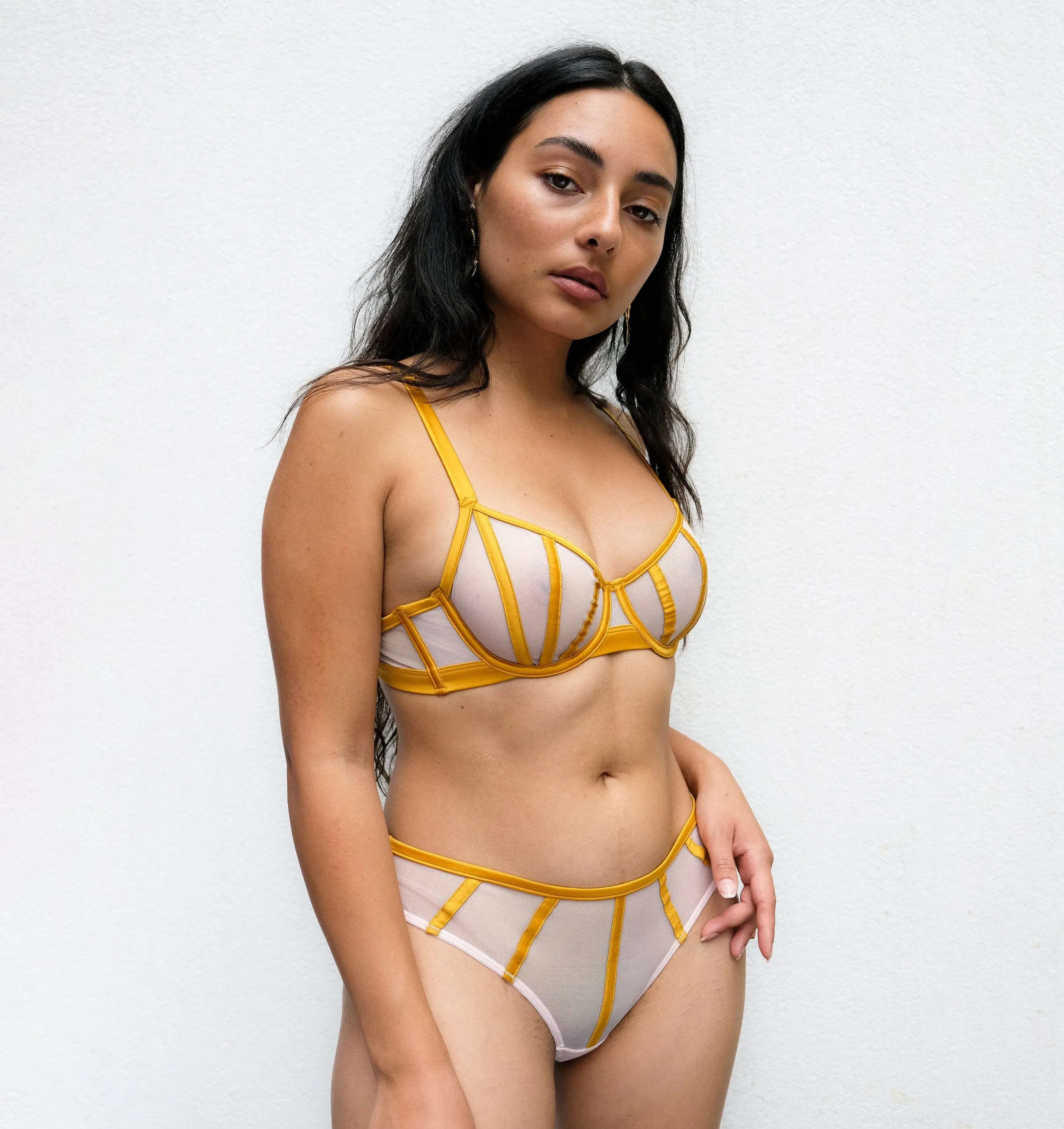Satin contour balconette [Blush & Saffron]