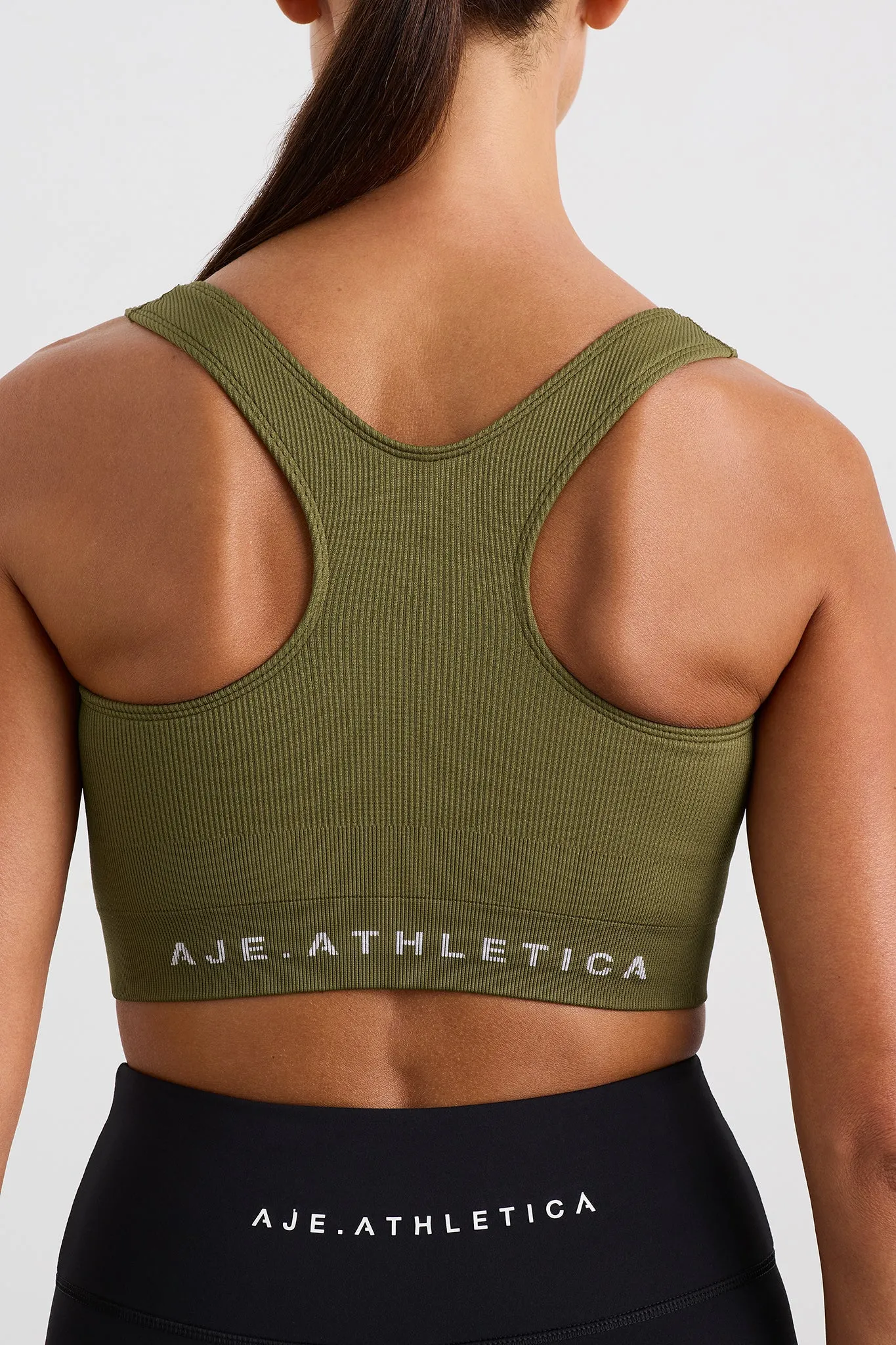 Seamless Crop 331