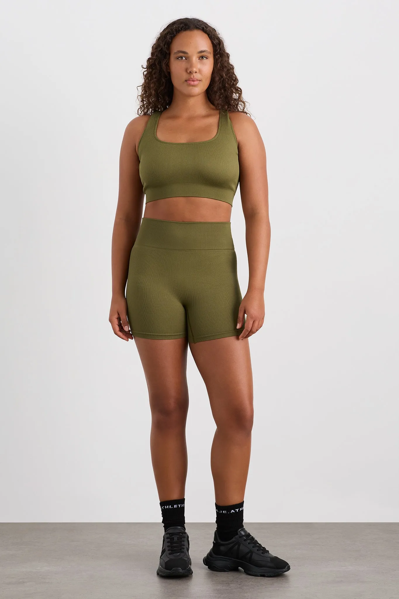Seamless Crop 331
